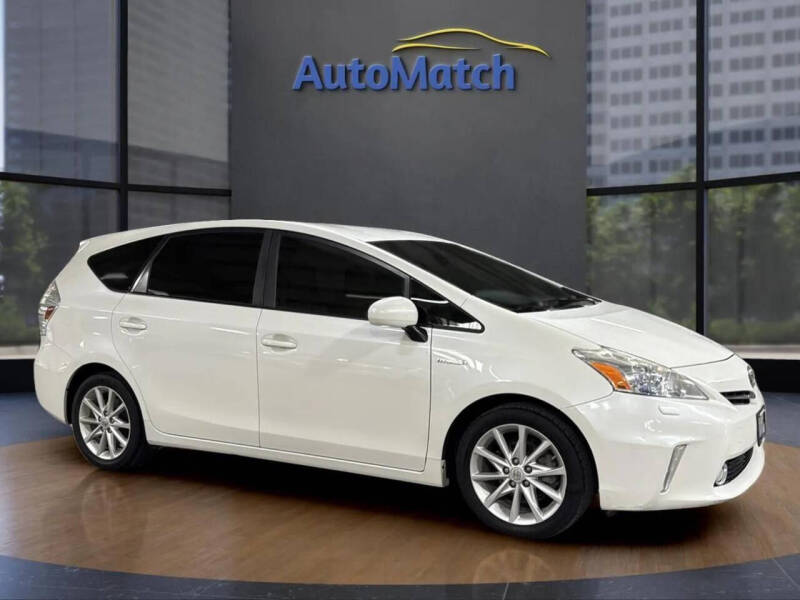 2013 Toyota Prius v Five