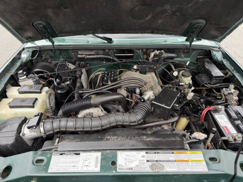 1999 Mazda B-Series B3000 SE