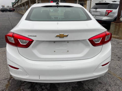 2017 Chevrolet Cruze LS Auto