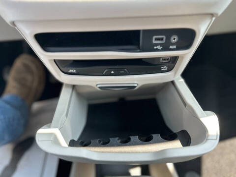 2020 Chrysler Pacifica Touring L Plus