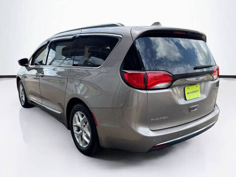 2018 Chrysler Pacifica Touring L Plus