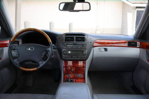 2005 Lexus LS 430