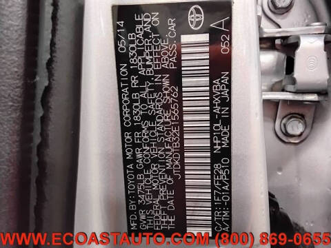 2014 Toyota Prius c Three
