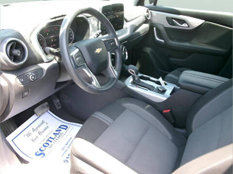 2025 Chevrolet Blazer LT