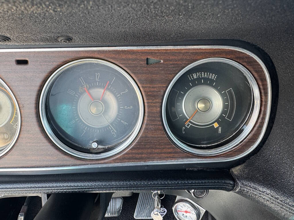 1969 Mercury Cougar 35