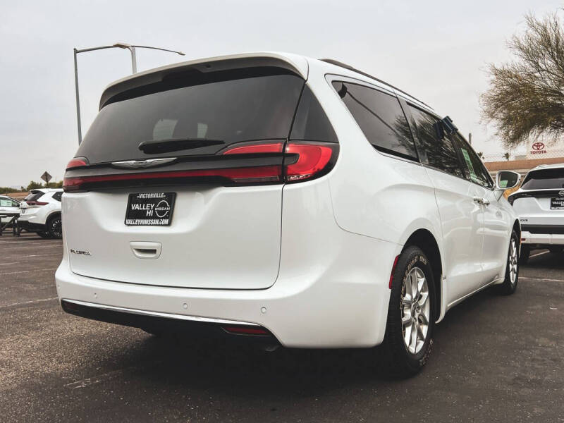 2022 Chrysler Pacifica Touring L