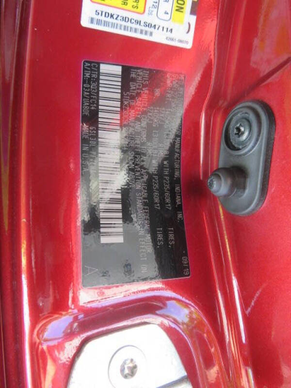 2020 Toyota Sienna LE Mobility 7-Passenger