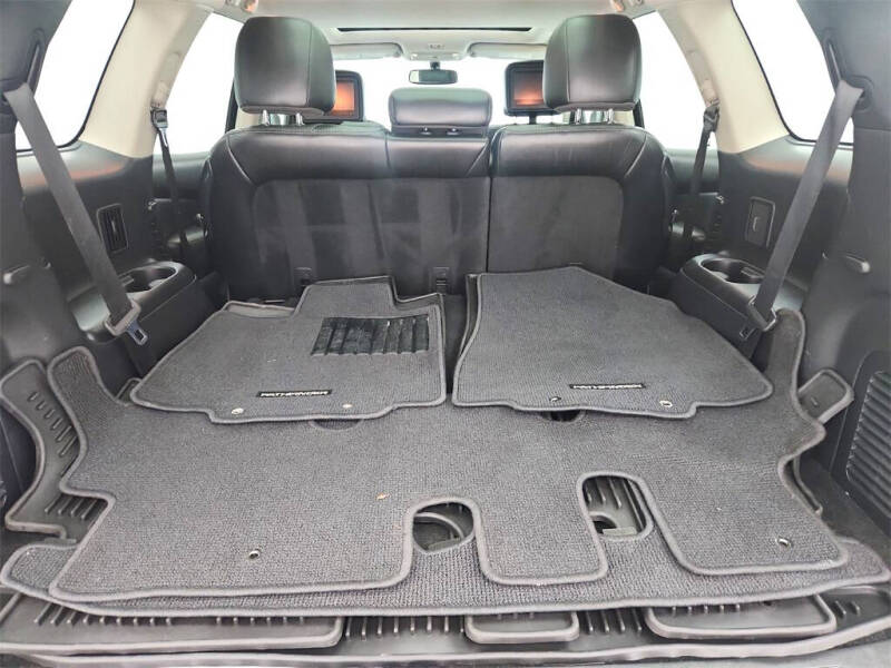 2017 Nissan Pathfinder Platinum