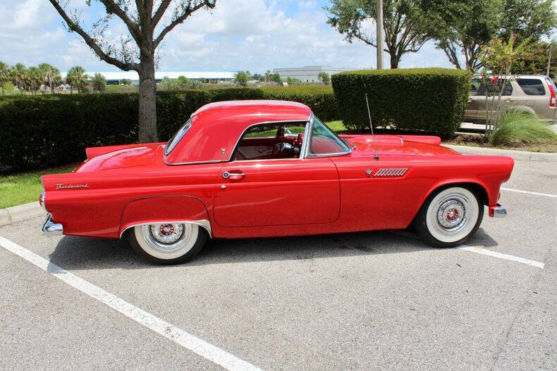 1955 Ford Thunderbird