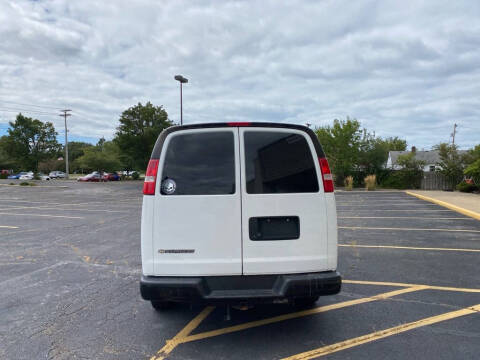 2018 Chevrolet Express 2500