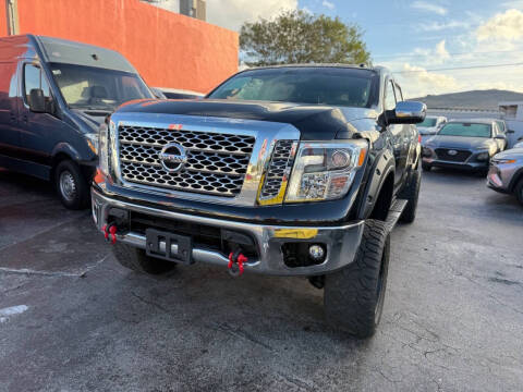 2017 Nissan Titan SL
