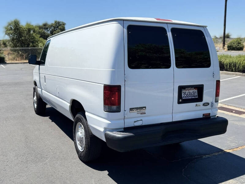 2011 Ford E-Series