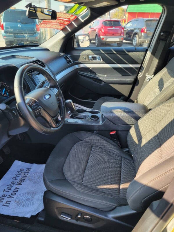 2017 Ford Explorer XLT