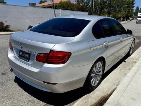 2012 BMW 5 Series 528i