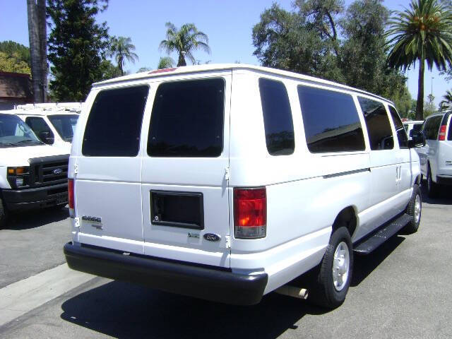 2013 Ford E-Series E-350 SD XL