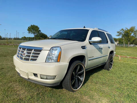 2007 Cadillac Escalade for sale at LA PULGA DE AUTOS in Dallas TX