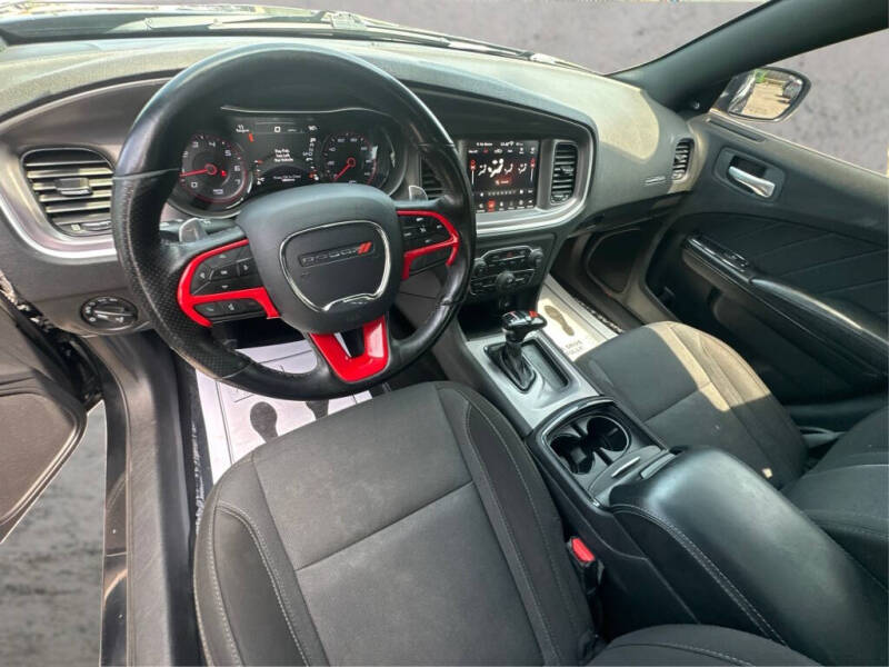 2020 Dodge Charger SXT
