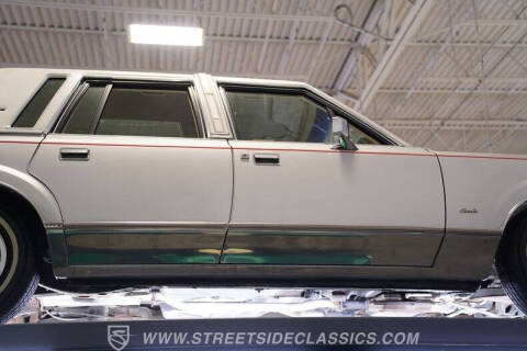 1984 Lincoln Town Car