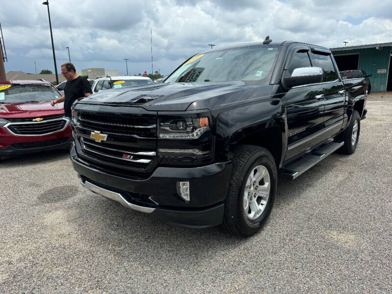 2017 Chevrolet Silverado 1500 LTZ photo 4