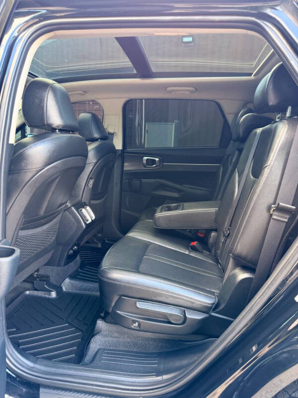 2022 Kia Sorento S
