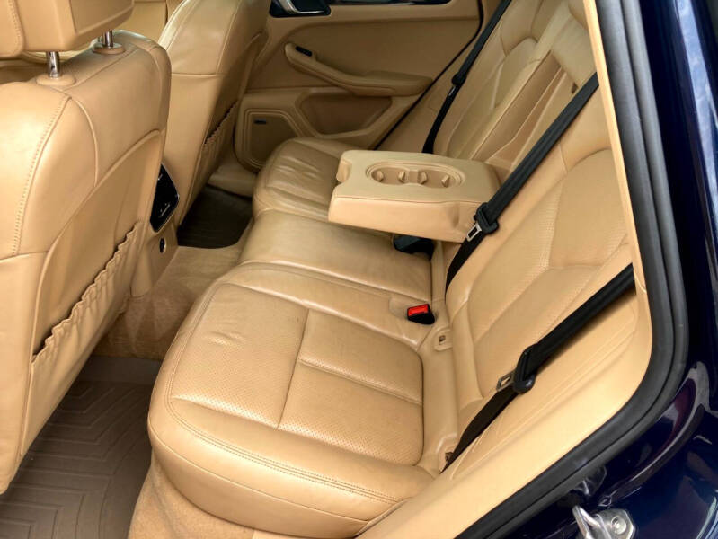 2017 Porsche Macan