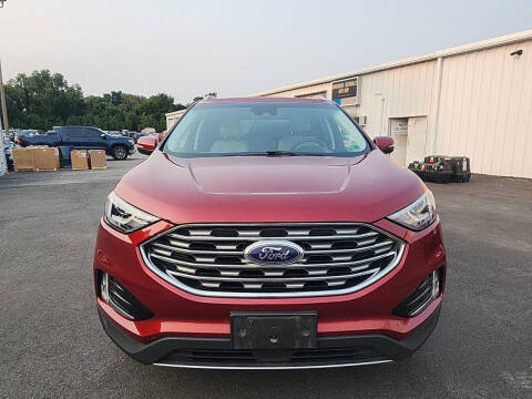 2019 Ford Edge Titanium
