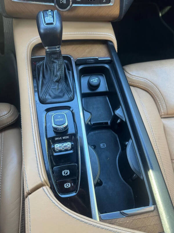 2016 Volvo XC90 T6 First Edition