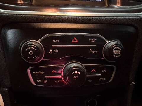 2018 Dodge Charger SXT