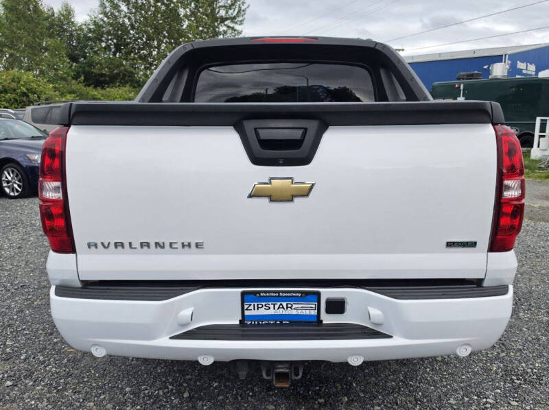 2011 Chevrolet Avalanche LTZ