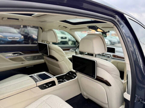 2016 BMW 7 Series 750i xDrive