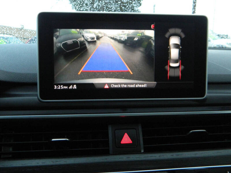 2017 Audi A4 2.0T quattro Premium Plus