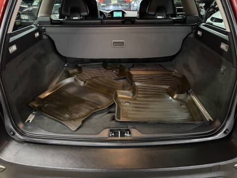 2015 Volvo XC70 T6 Platinum