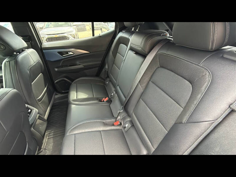 2025 Chevrolet Equinox EV LT 2