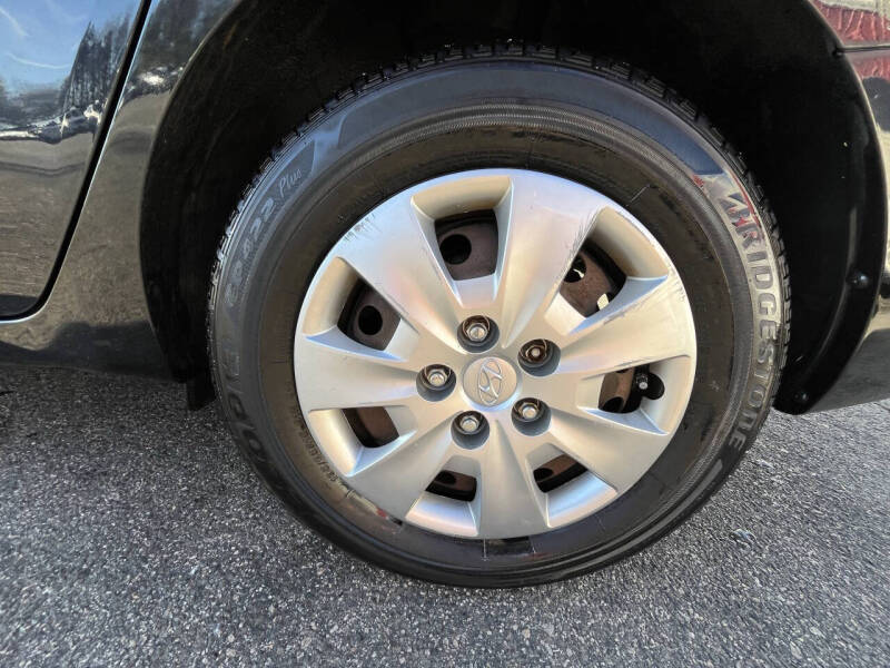 2012 Hyundai Elantra Touring GLS