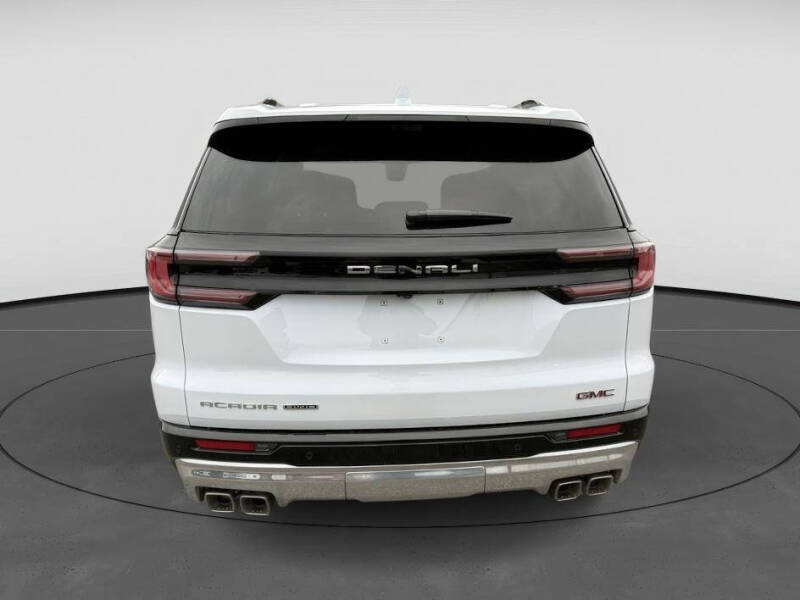 2026 GMC Acadia Denali