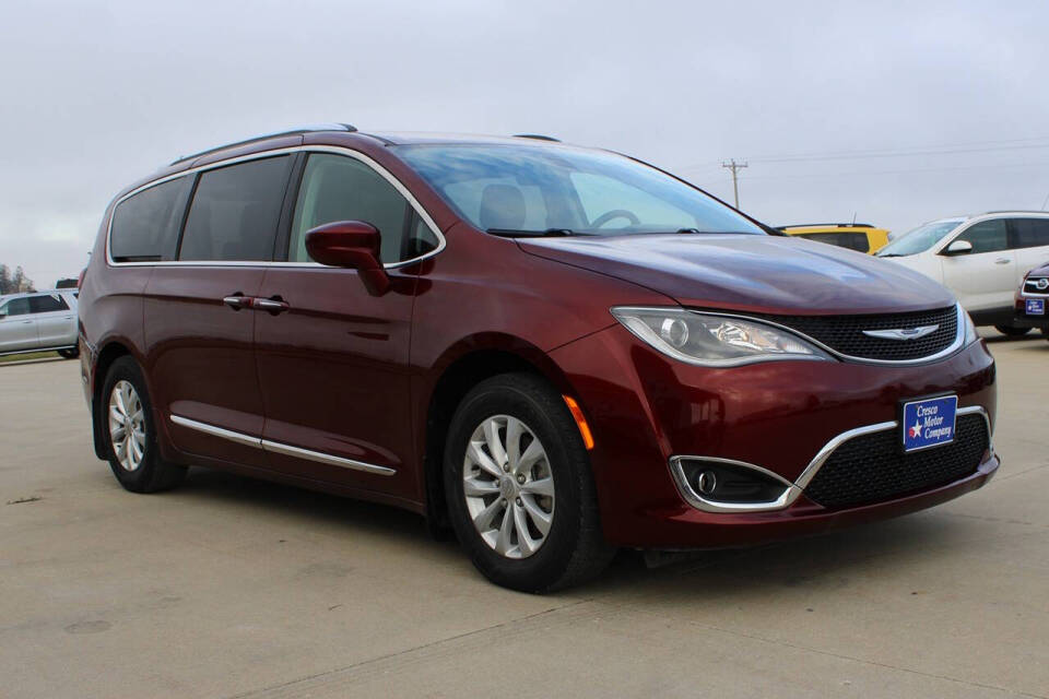 2018 Chrysler Pacifica for sale at Cresco Motor Company in Cresco, IA