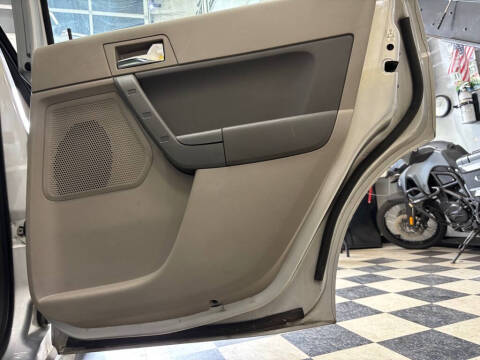 2008 Ford Focus SES