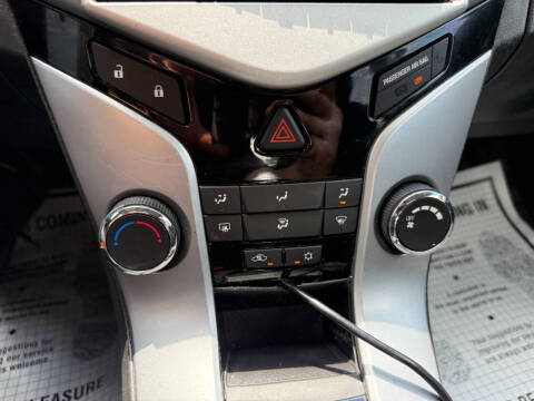 2011 Chevrolet Cruze LT Fleet