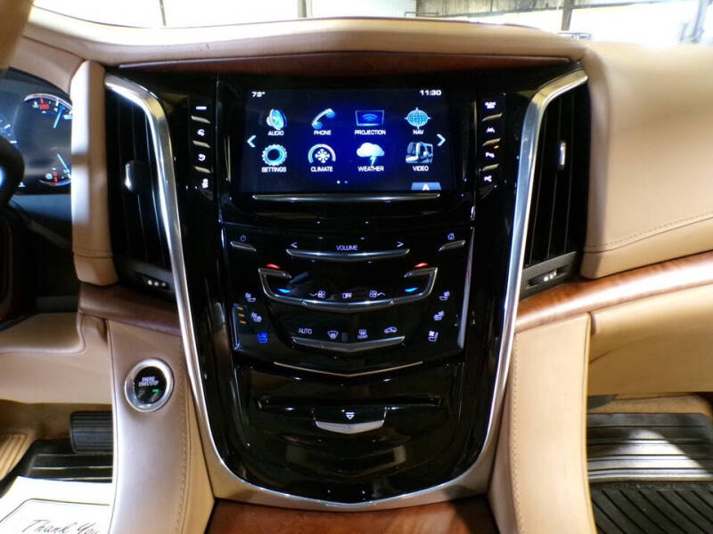 2017 Cadillac Escalade Platinum
