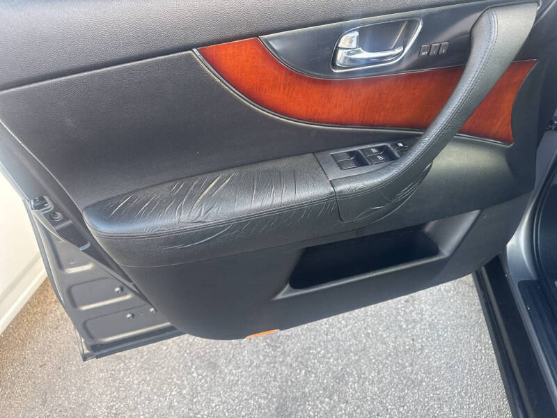 2009 Infiniti FX35