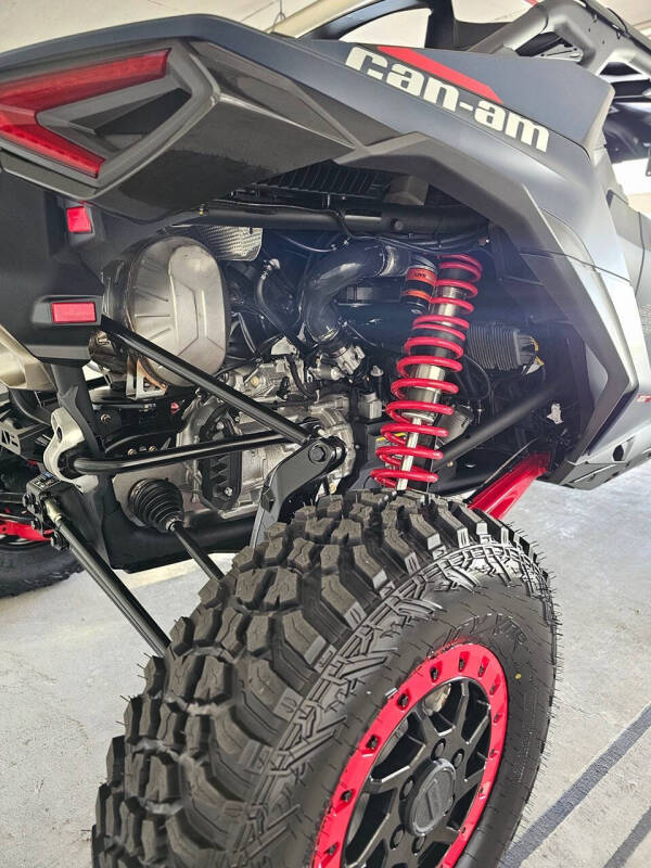 2025 Can-Am Maverick R X RS with Smart-sho