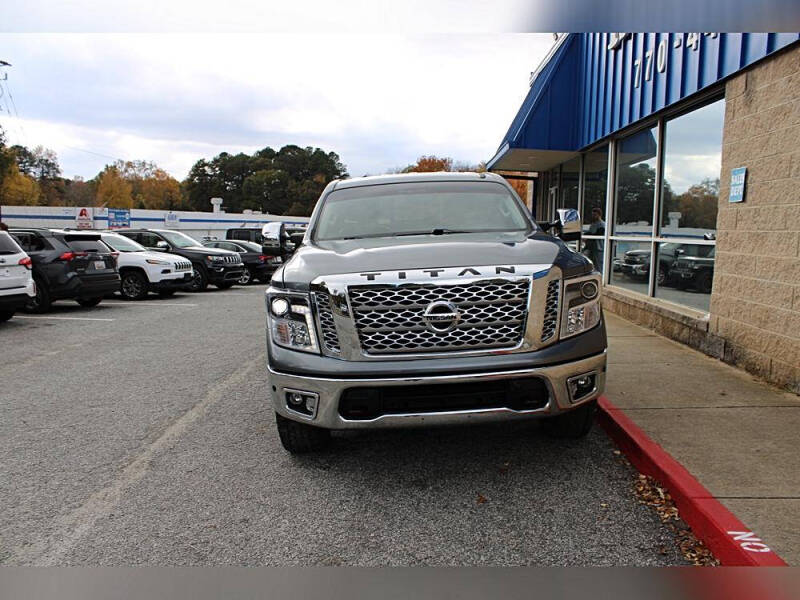 2017 Nissan Titan