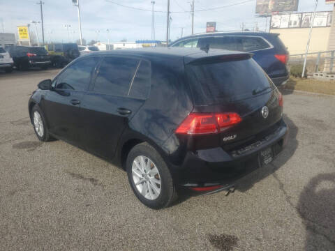 2015 Volkswagen Golf TSI S