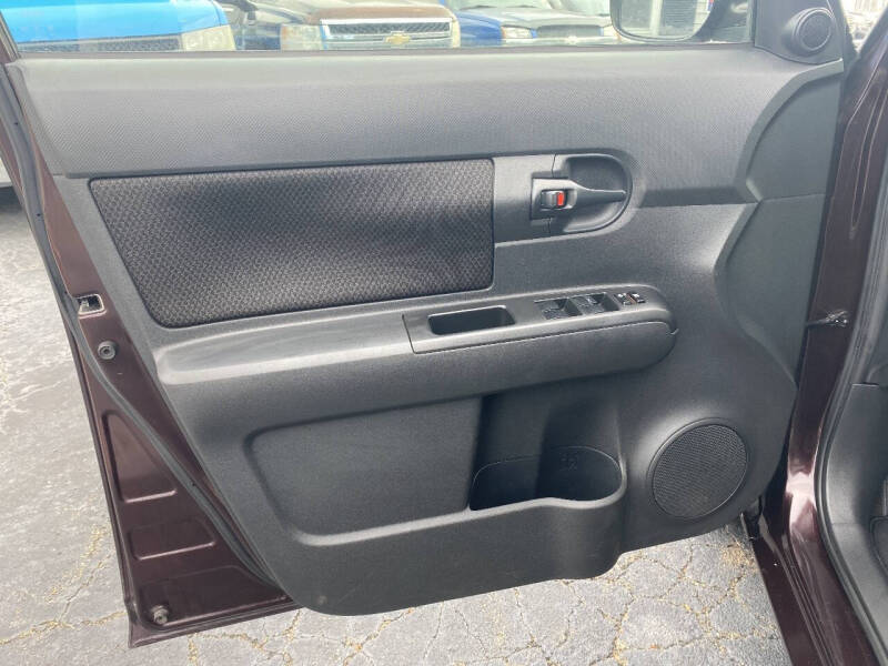 2010 Scion xB