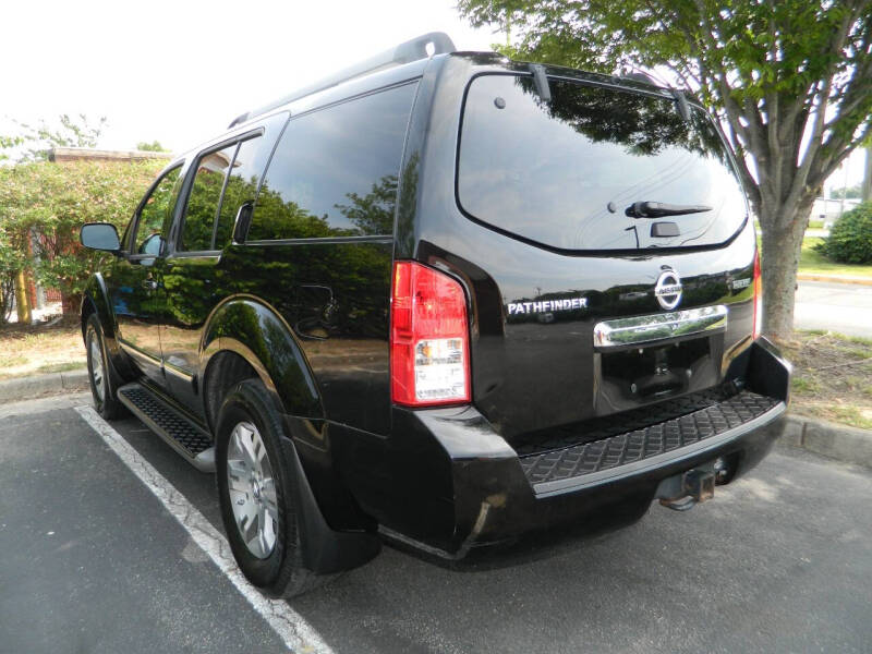 2012 Nissan Pathfinder Silver Edition