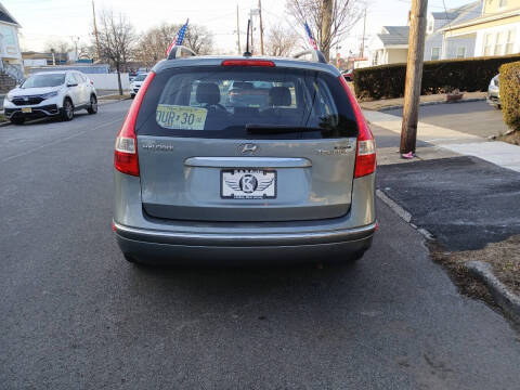 2010 Hyundai Elantra Touring GLS