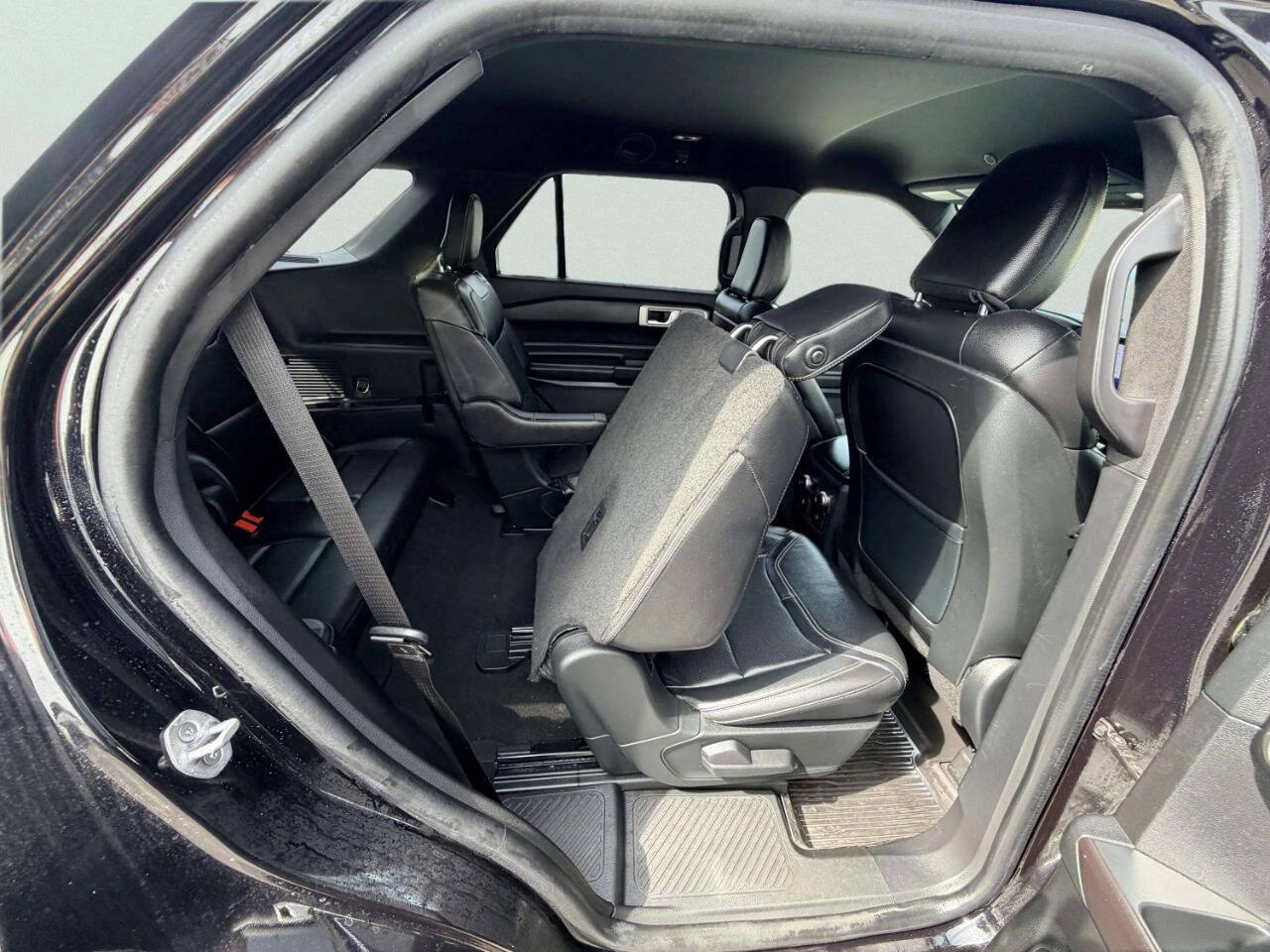 FordExplorer32