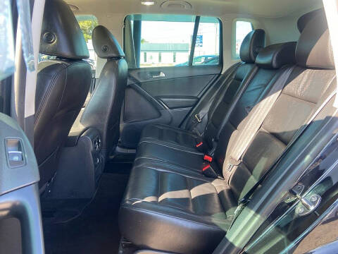 2017 Volkswagen Tiguan 2.0T Sport 4Motion