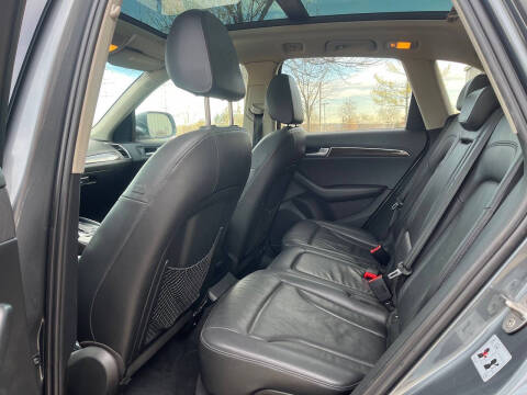 2012 Audi Q5 2.0T quattro Premium Plus