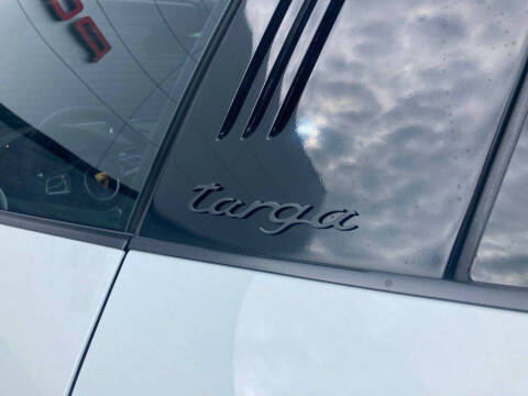 2019 Porsche 911 Targa 4 GTS